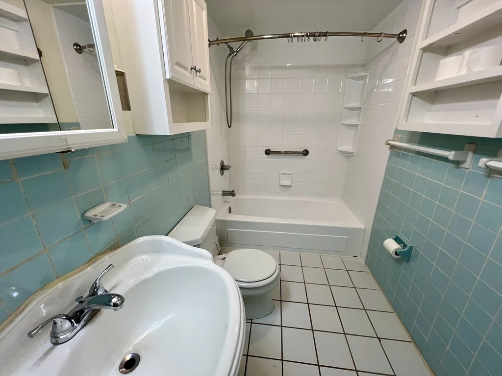 2 bed, 1 bath apartment for rent at 6 Green St Unit 1, Carver — photo 14 of 15