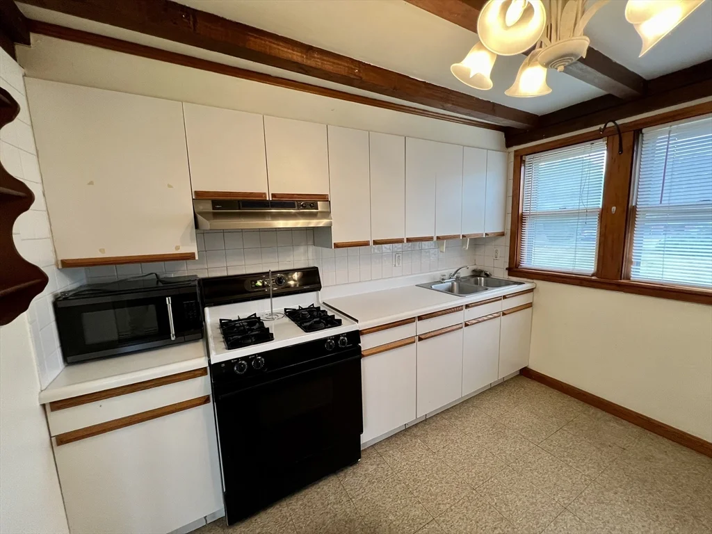 2 bed, 1 bath apartment for rent at 6 Green St Unit 1, Carver — photo 15 of 15