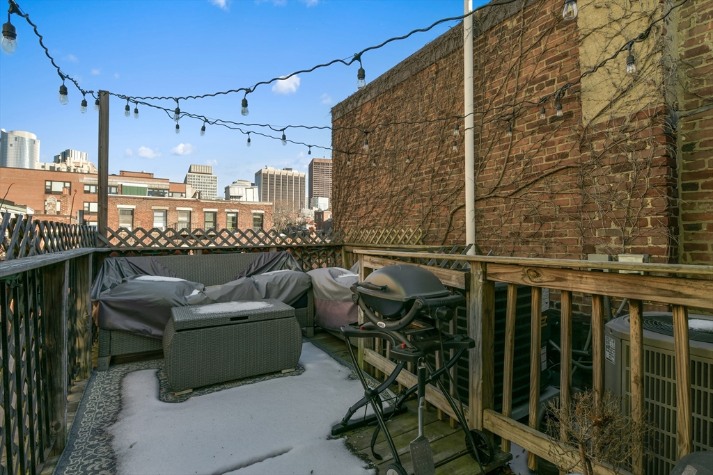 2 bed, 1 bath apartment for rent at 6 Grove St Unit 3, Beacon Hill — photo 14 of 14