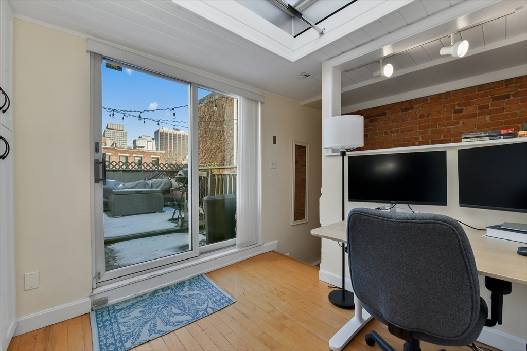 2 bed, 1 bath apartment for rent at 6 Grove St Unit 3, Beacon Hill — photo 12 of 14