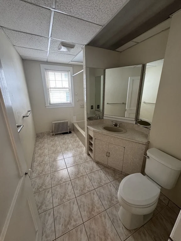 3 bed, 1 bath apartment for rent at 6 Hadwen Ln Unit 1, Worcester — photo 36 of 38