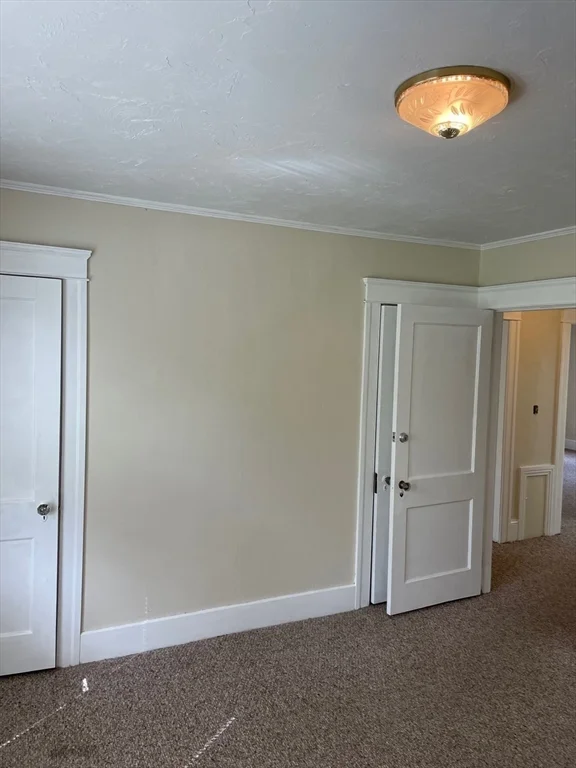 3 bed, 1 bath apartment for rent at 6 Hadwen Ln Unit 1, Worcester — photo 24 of 38