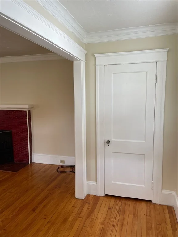 3 bed, 1 bath apartment for rent at 6 Hadwen Ln Unit 1, Worcester — photo 6 of 38