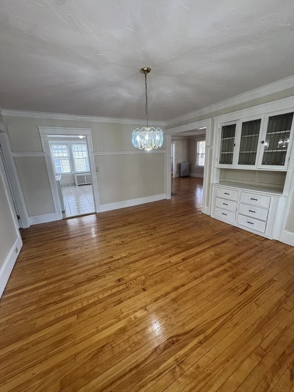 3 bed, 1 bath apartment for rent at 6 Hadwen Ln Unit 1, Worcester — photo 14 of 38