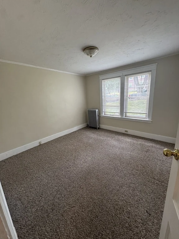 3 bed, 1 bath apartment for rent at 6 Hadwen Ln Unit 1, Worcester — photo 28 of 38