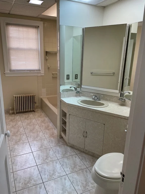 3 bed, 1 bath apartment for rent at 6 Hadwen Ln Unit 1, Worcester — photo 31 of 38