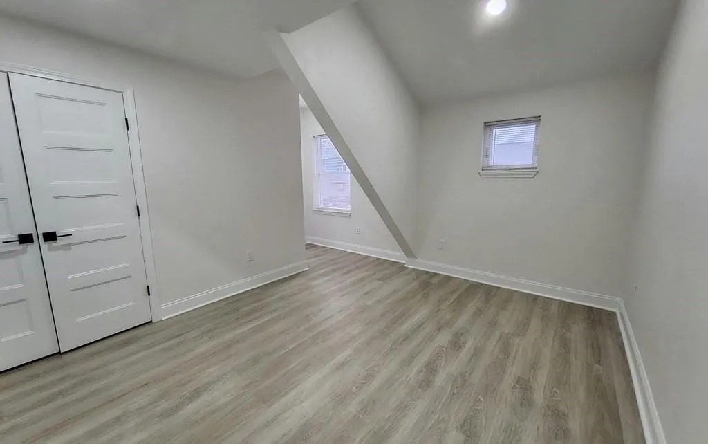 2 bed, 1 bath apartment for rent at 6 Harding Ave Unit 3, West Everett — photo 14 of 15