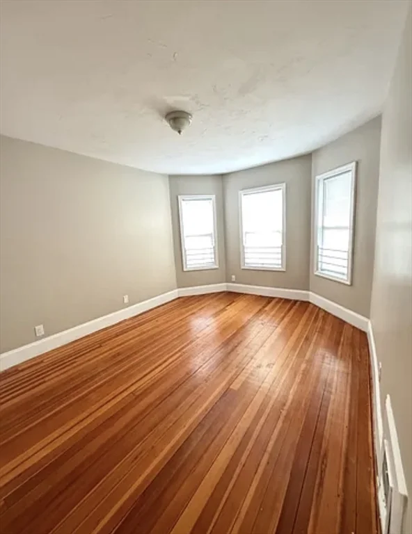 3 bed, 1 bath apartment for rent at 6 Harvard Park Unit 2, Dorchester — photo 5 of 11
