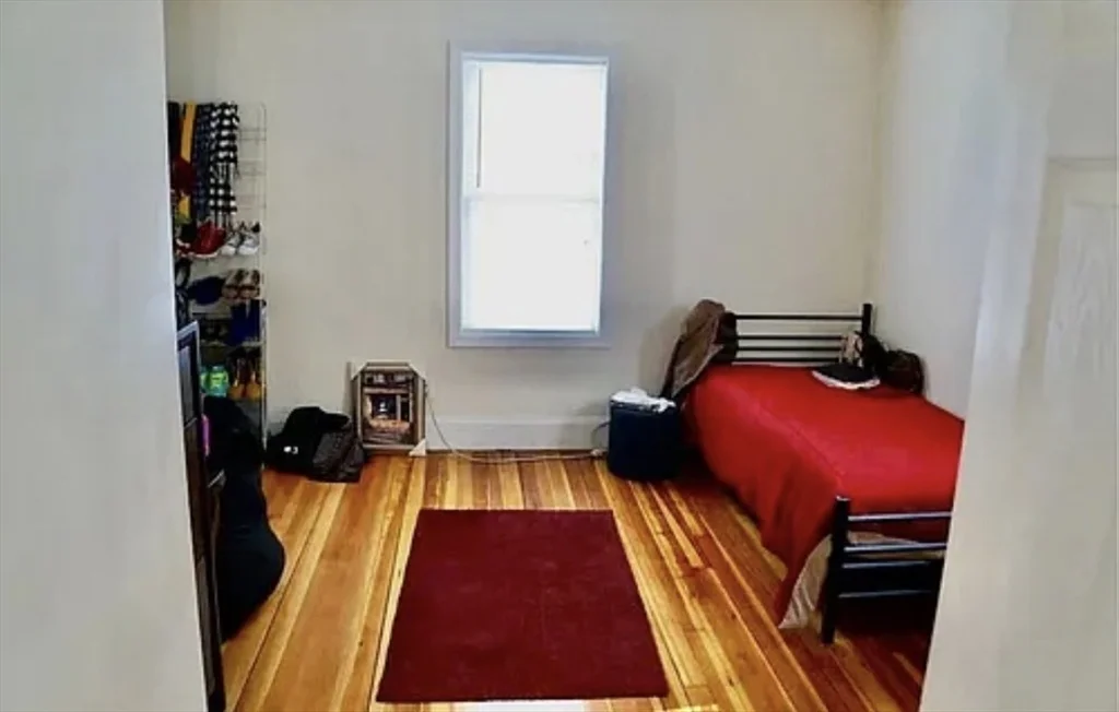 3 bed, 1 bath apartment for rent at 6 Harvard Park Unit 2, Dorchester — photo 10 of 11