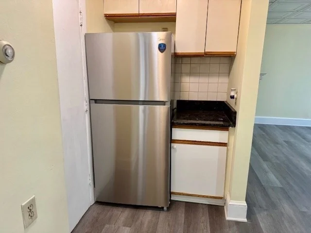 2 bed, 1 bath apartment for rent at 6 Harvard St Unit 1, Lowell — photo 5 of 15