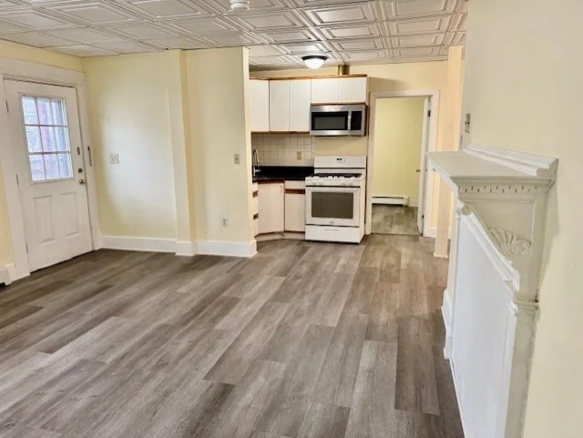 2 bed, 1 bath apartment for rent at 6 Harvard St Unit 1, Lowell — photo 8 of 14