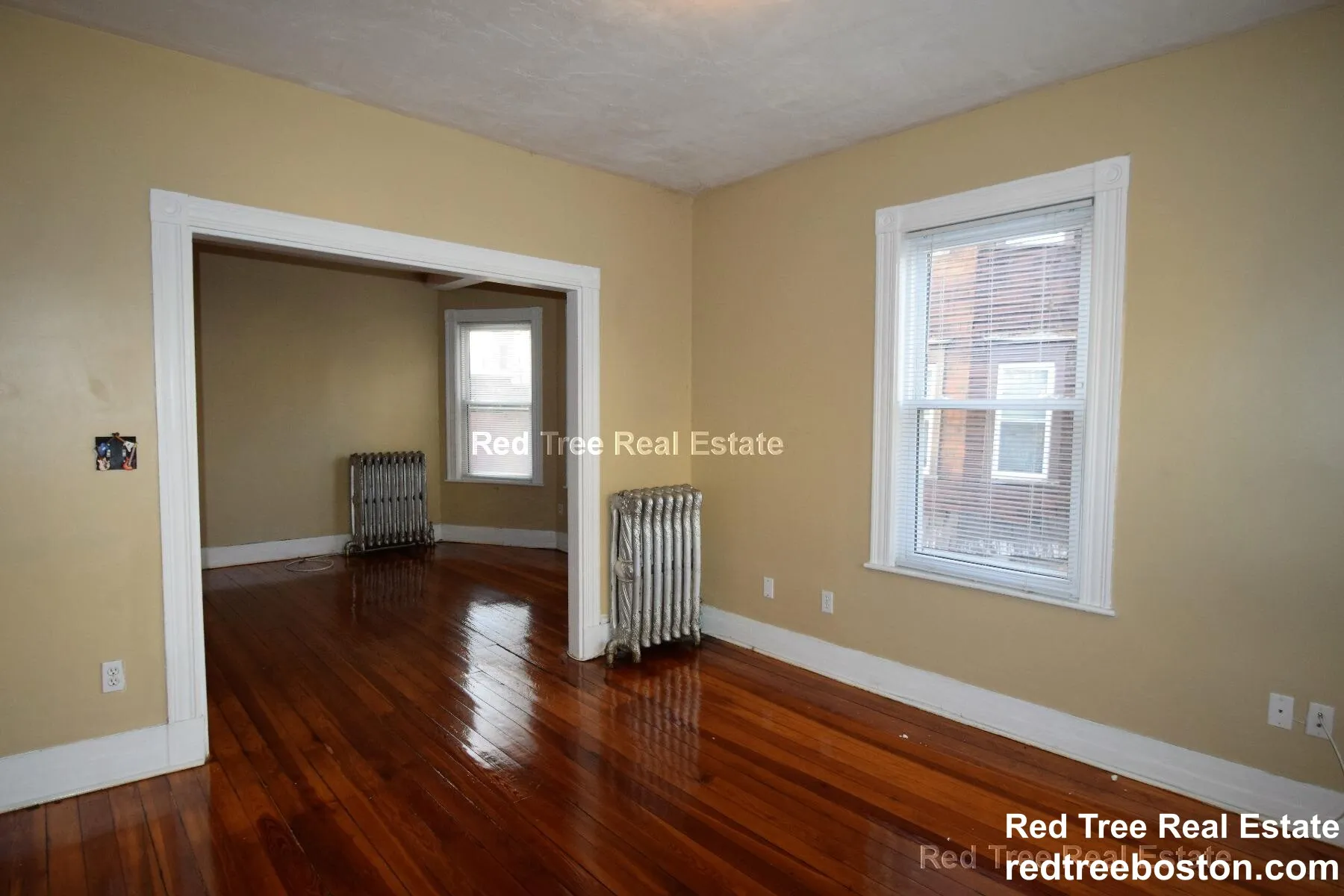 6 bed, 2 bath apartment for rent at 6 Haskell St Unit 1, Allston — photo 9 of 15