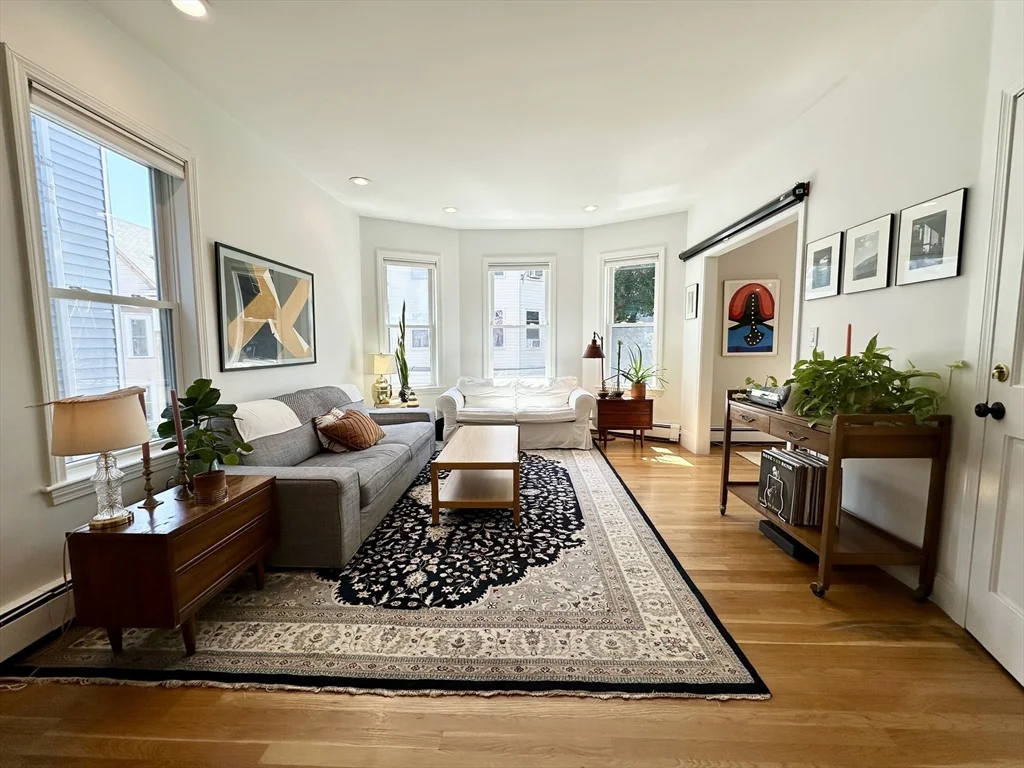 2 bed, 1 bath apartment for rent at 6 Haverford St Unit 2, Jamaica Plain — photo 2 of 23