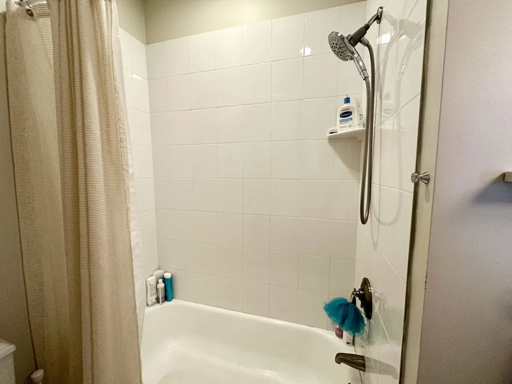 2 bed, 1 bath apartment for rent at 6 Haverford St Unit 2, Jamaica Plain — photo 15 of 23