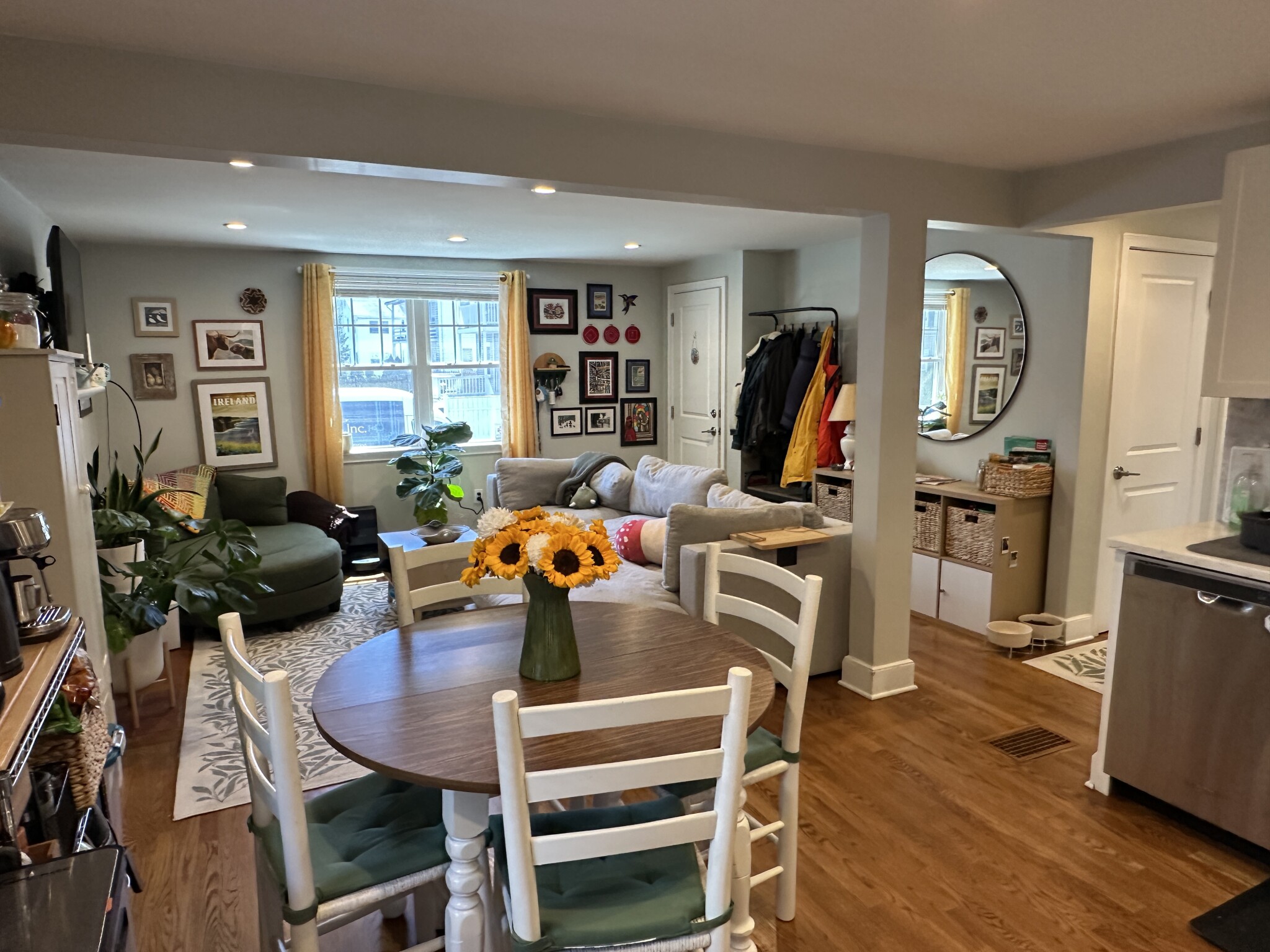 3 bed, 1 bath apartment for rent at 6 Hazelmere Rd Unit 1, Roslindale — photo 1 of 18