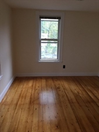 4 bed, 2 bath apartment for rent at 6 Henry St Unit 1, Medford — photo 7 of 10