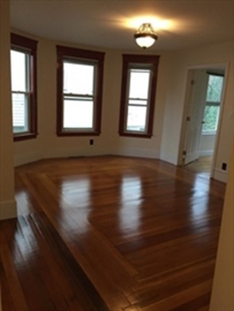 4 bed, 2 bath apartment for rent at 6 Henry St Unit 1, Medford — photo 5 of 10