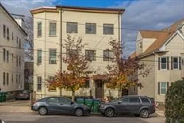 4 bed, 2 bath apartment for rent at 6 Henry St Unit 3, Medford