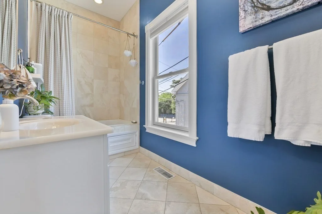 3 bed, 2 bath apartment for rent at 6 Highland Ave Unit 1A, Prospect Hill — photo 9 of 21