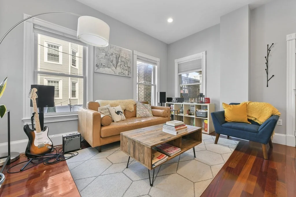 3 bed, 2 bath apartment for rent at 6 Highland Ave Unit 1A, Prospect Hill — photo 2 of 21