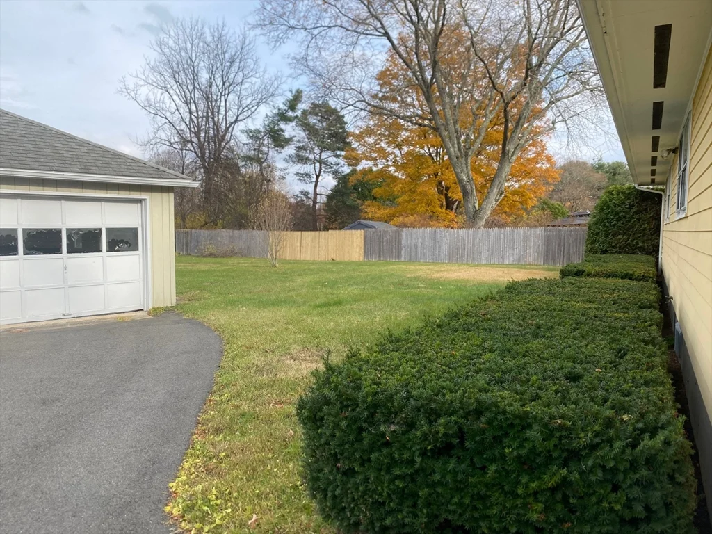 4 bed, 2 bath apartment for rent at 6 Highland Circle Unit N/A, Hadley — photo 3 of 13