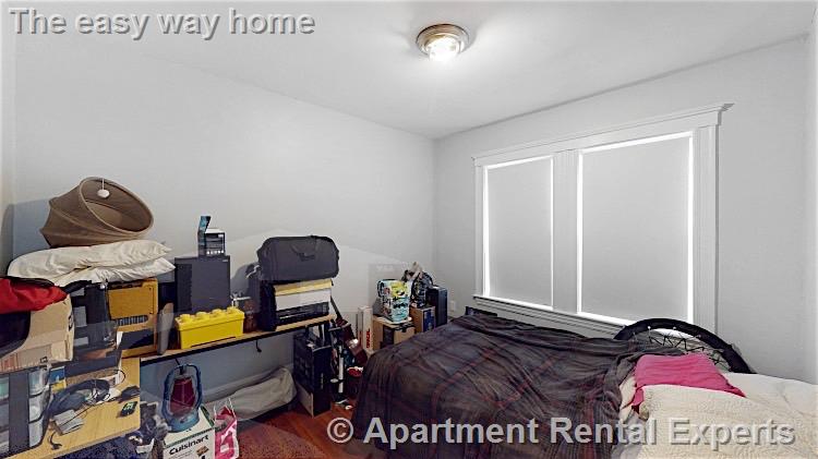 2 bed, 1 bath apartment for rent at 6 Hinckley St Unit 1, Magoun Square — photo 3 of 8