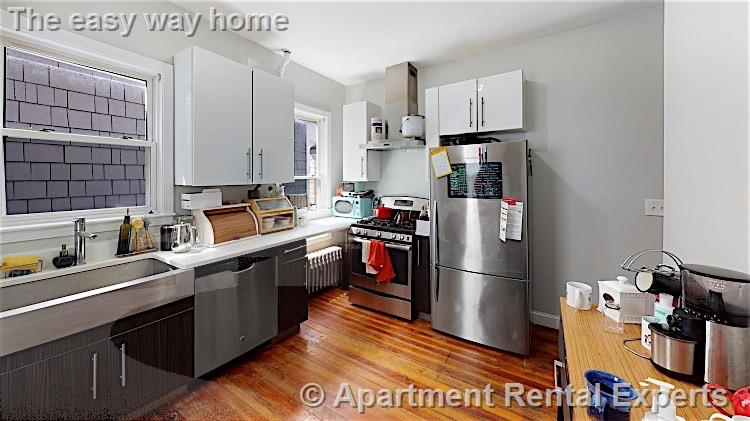 2 bed, 1 bath apartment for rent at 6 Hinckley St Unit 1, Magoun Square