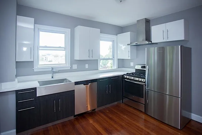 2 bed, 1 bath apartment for rent at 6 Hinckley St Unit C, Magoun Square