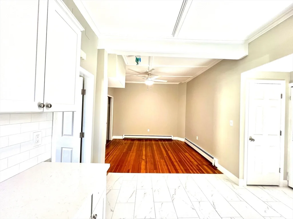1 bed, 1 bath apartment for rent at 6 Holland St Unit 6R, Winchester — photo 9 of 20
