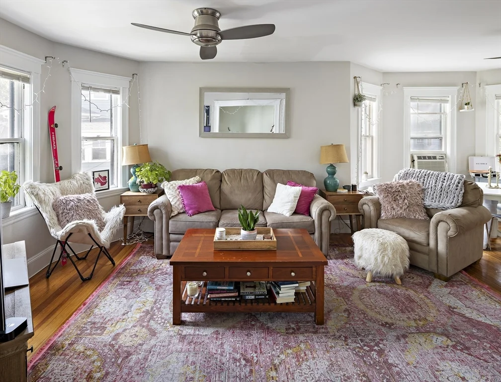 3 bed, 2 bath apartment for rent at 6 Hollis Park Unit 6, Cambridge — photo 1 of 20