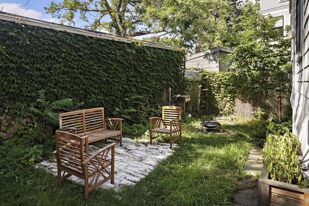 3 bed, 2 bath apartment for rent at 6 Hollis Park Unit 6, Cambridge — photo 16 of 20