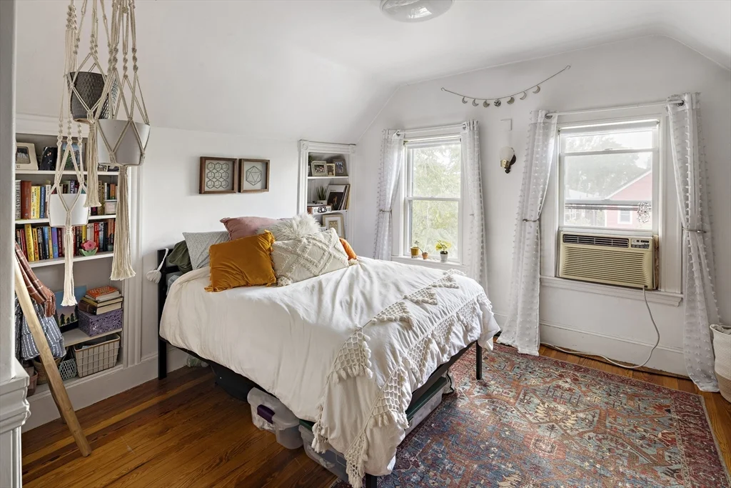 3 bed, 2 bath apartment for rent at 6 Hollis Park Unit 6, Cambridge — photo 11 of 20
