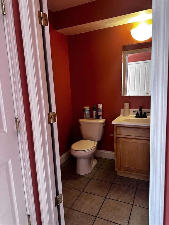 3 bed, 2 bath apartment for rent at 6 Hollis St Unit 0, Downtown — photo 5 of 20