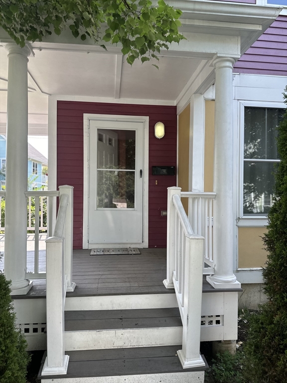 3 bed, 2 bath apartment for rent at 6 Hollis St Unit 0, Downtown