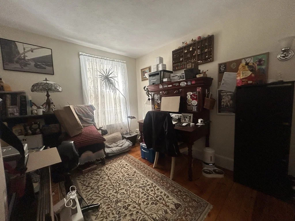 3 bed, 1 bath apartment for rent at 6 Horton St Unit 1, Salem — photo 9 of 18