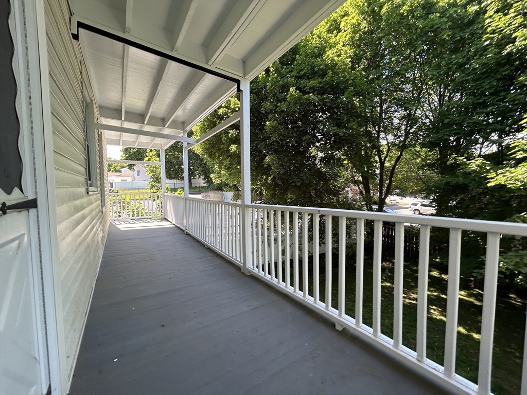 3 bed, 1 bath apartment for rent at 6 Horton St Unit 2, Salem — photo 13 of 14