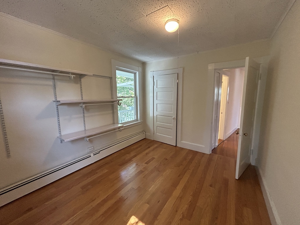 3 bed, 1 bath apartment for rent at 6 Horton St Unit 2, Salem — photo 10 of 14