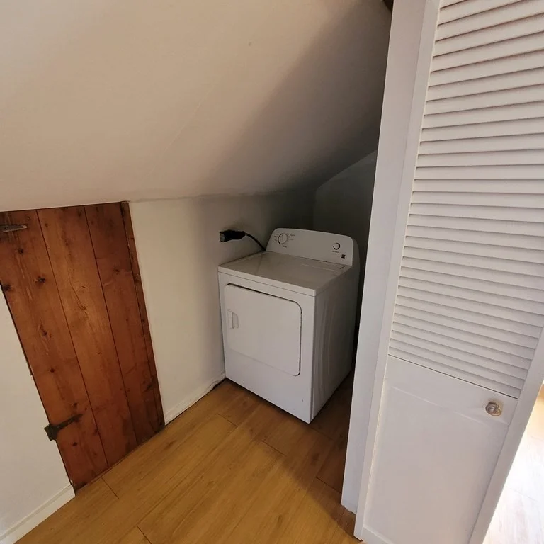 2 bed, 1 bath apartment for rent at 6 Howard Ave Unit 2, Foxboro — photo 11 of 13