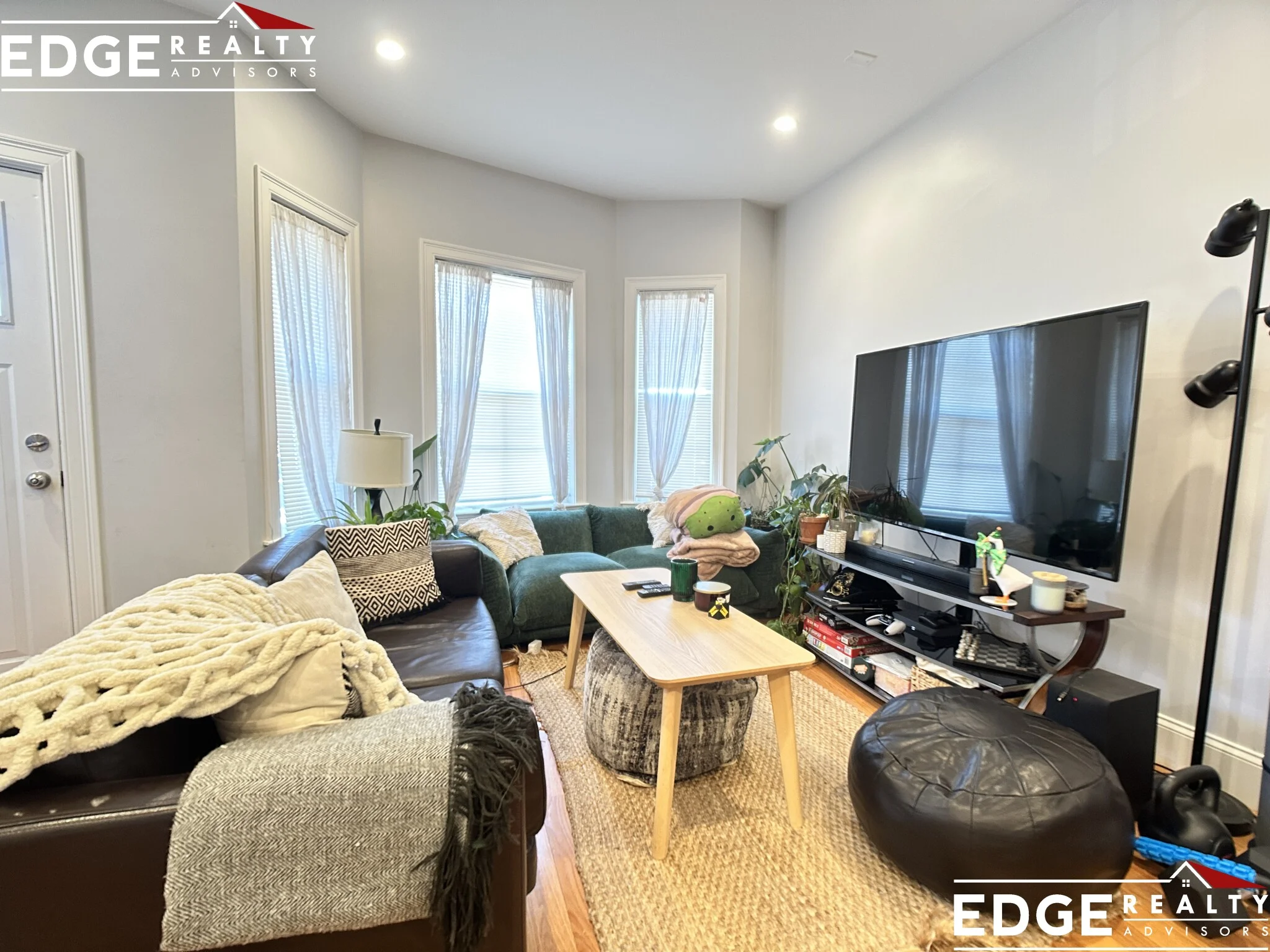 2 bed, 1 bath apartment for rent at 6 Islington St Unit A, Brighton — photo 3 of 7