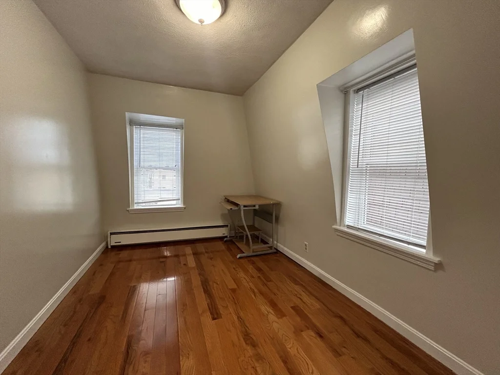3 bed, 1 bath apartment for rent at 6 Jefferson St Unit 4, Cambridge — photo 7 of 9