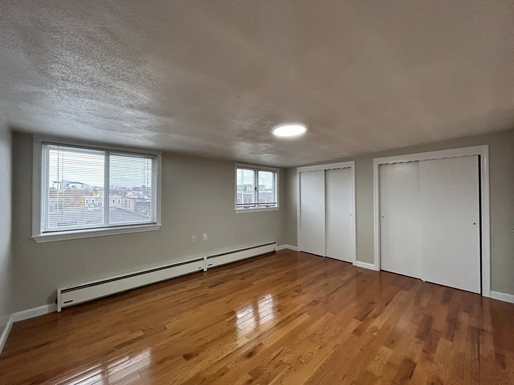 3 bed, 1 bath apartment for rent at 6 Jefferson St Unit 4, Cambridge — photo 4 of 9