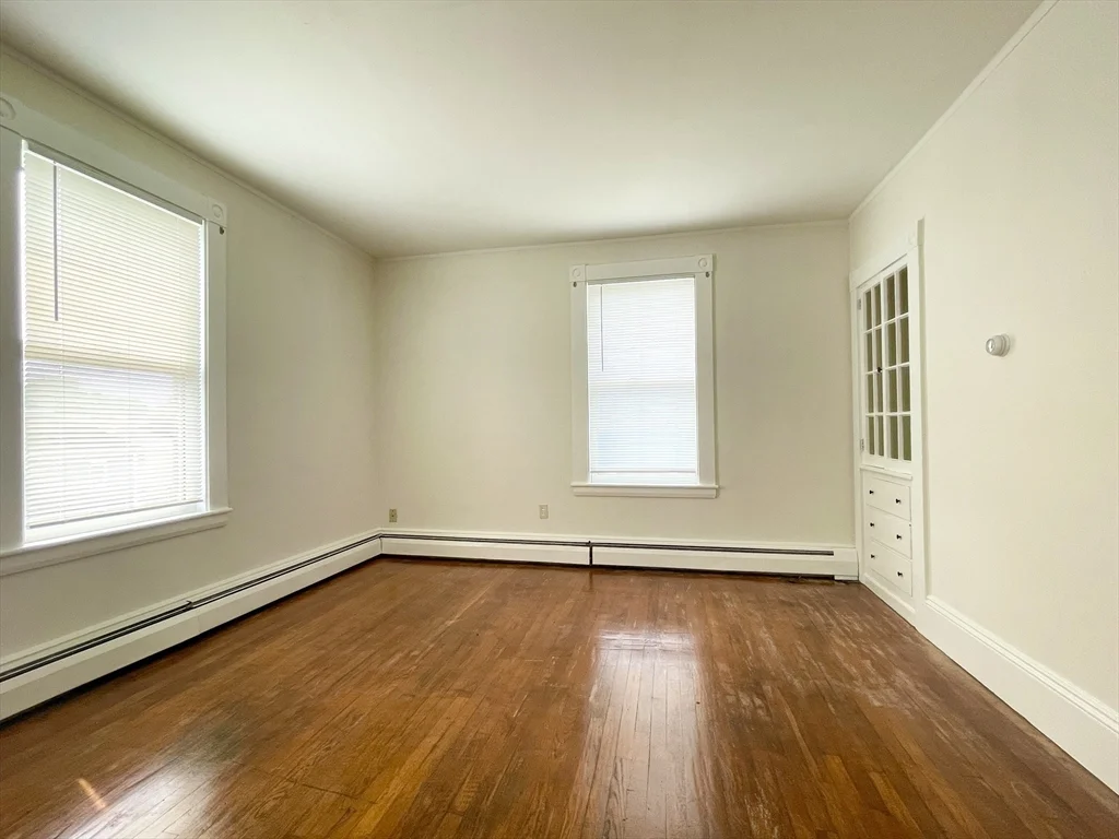2 bed, 1 bath apartment for rent at 6 Judson Unit 2, Beverly — photo 5 of 8