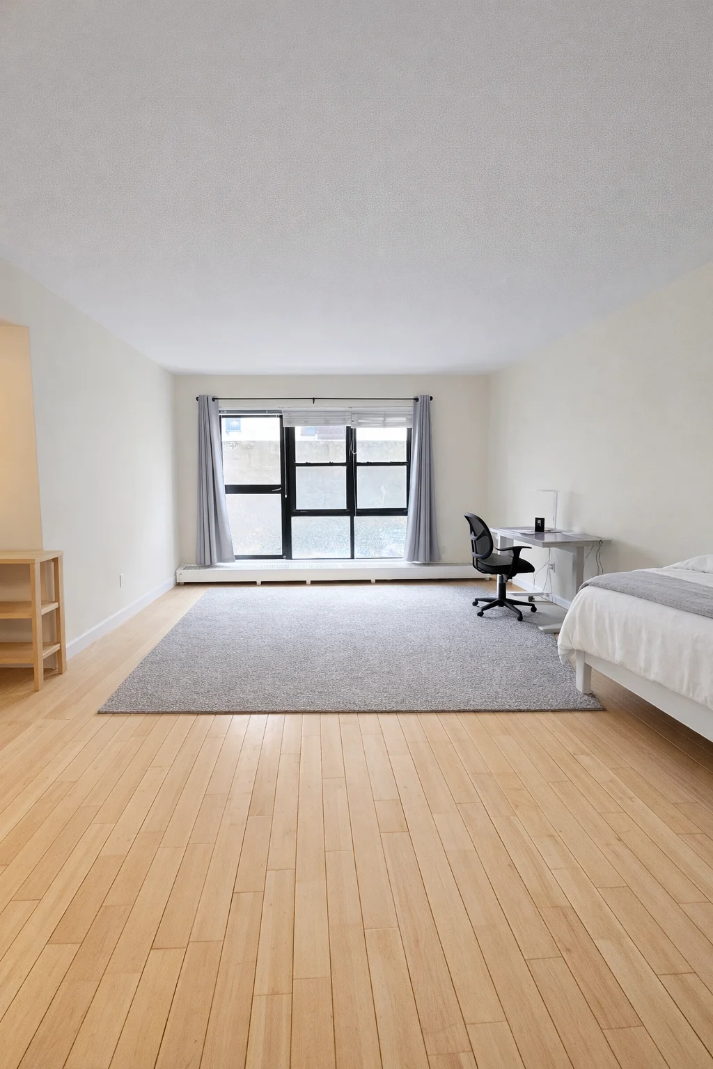 Studio bed, 1 bath apartment for rent at 6 Juniper St Unit 4, Brookline Village — photo 2 of 10
