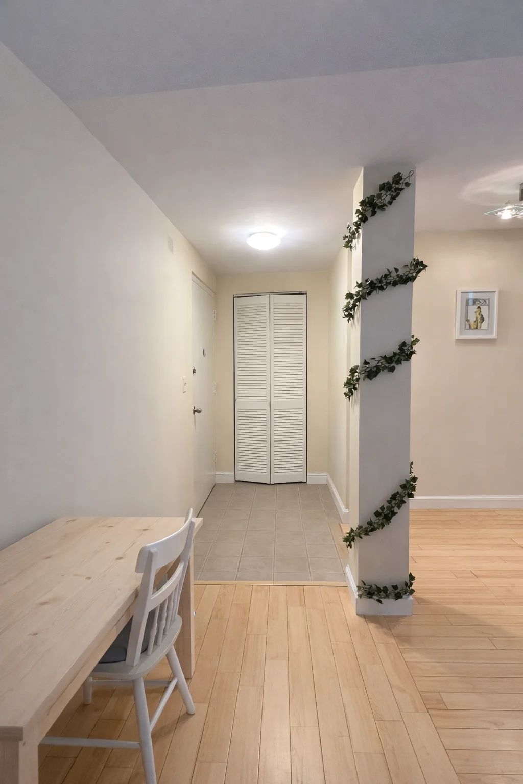 Studio bed, 1 bath apartment for rent at 6 Juniper St Unit 4, Brookline Village — photo 3 of 10