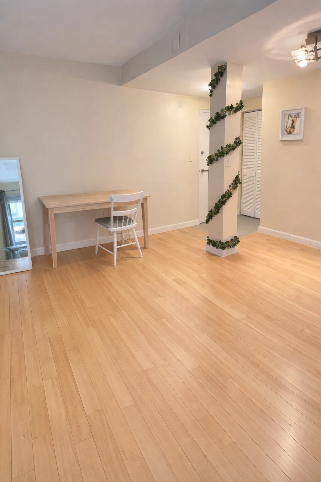 Studio bed, 1 bath apartment for rent at 6 Juniper St Unit 4, Brookline Village — photo 4 of 10