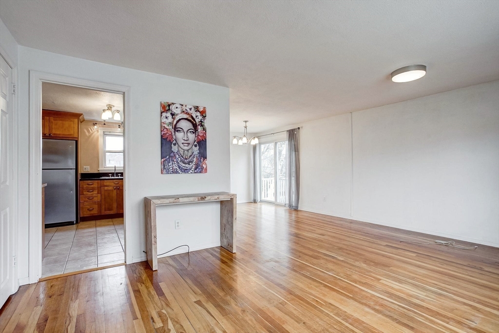 3 bed, 1 bath apartment for rent at 6 Keith Cir Unit A, Woburn — photo 5 of 29