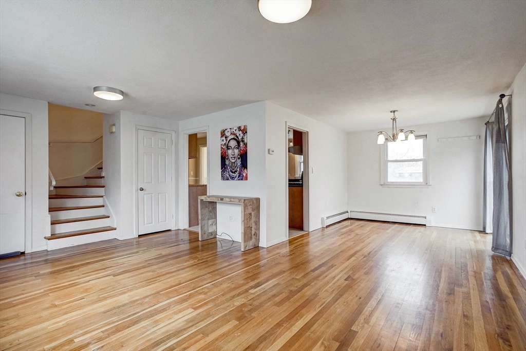 3 bed, 1 bath apartment for rent at 6 Keith Cir Unit A, Woburn — photo 3 of 29