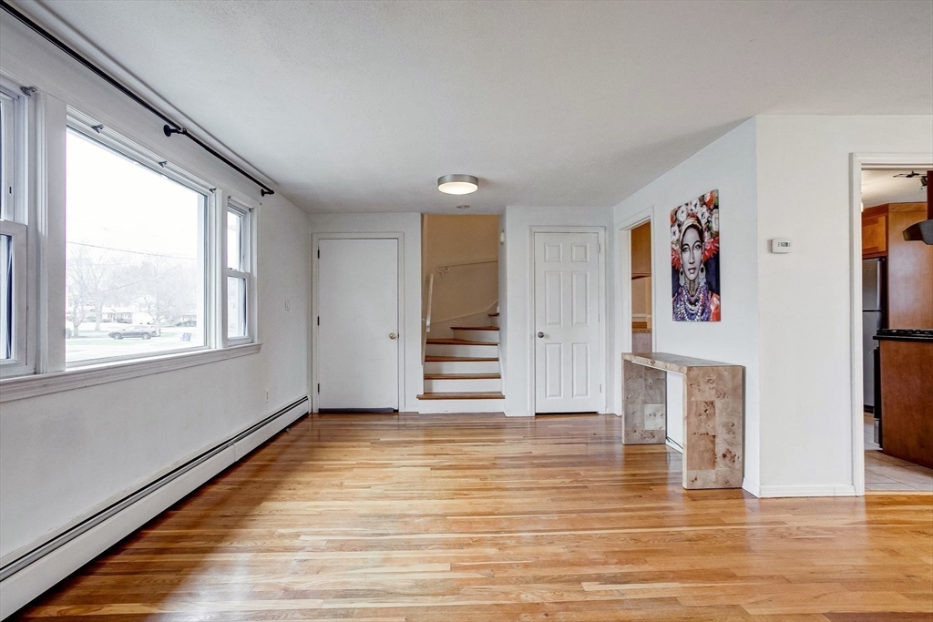 3 bed, 1 bath apartment for rent at 6 Keith Cir Unit A, Woburn — photo 4 of 29