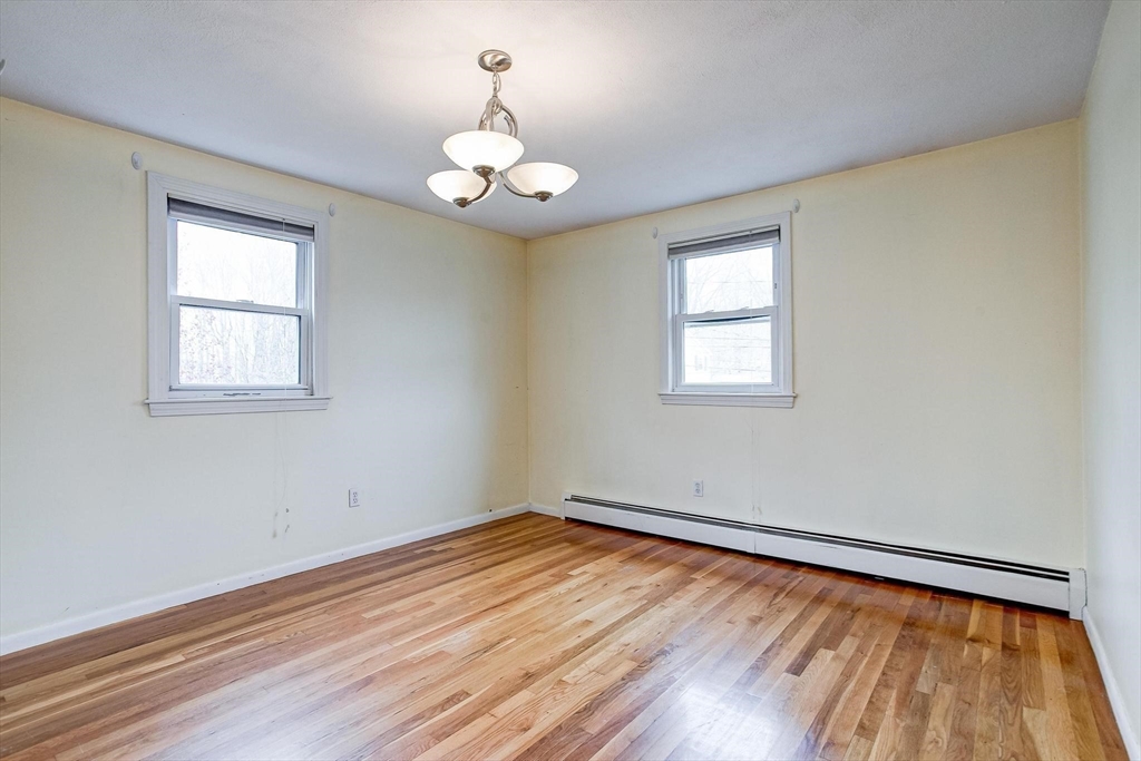 3 bed, 1 bath apartment for rent at 6 Keith Cir Unit A, Woburn — photo 18 of 29