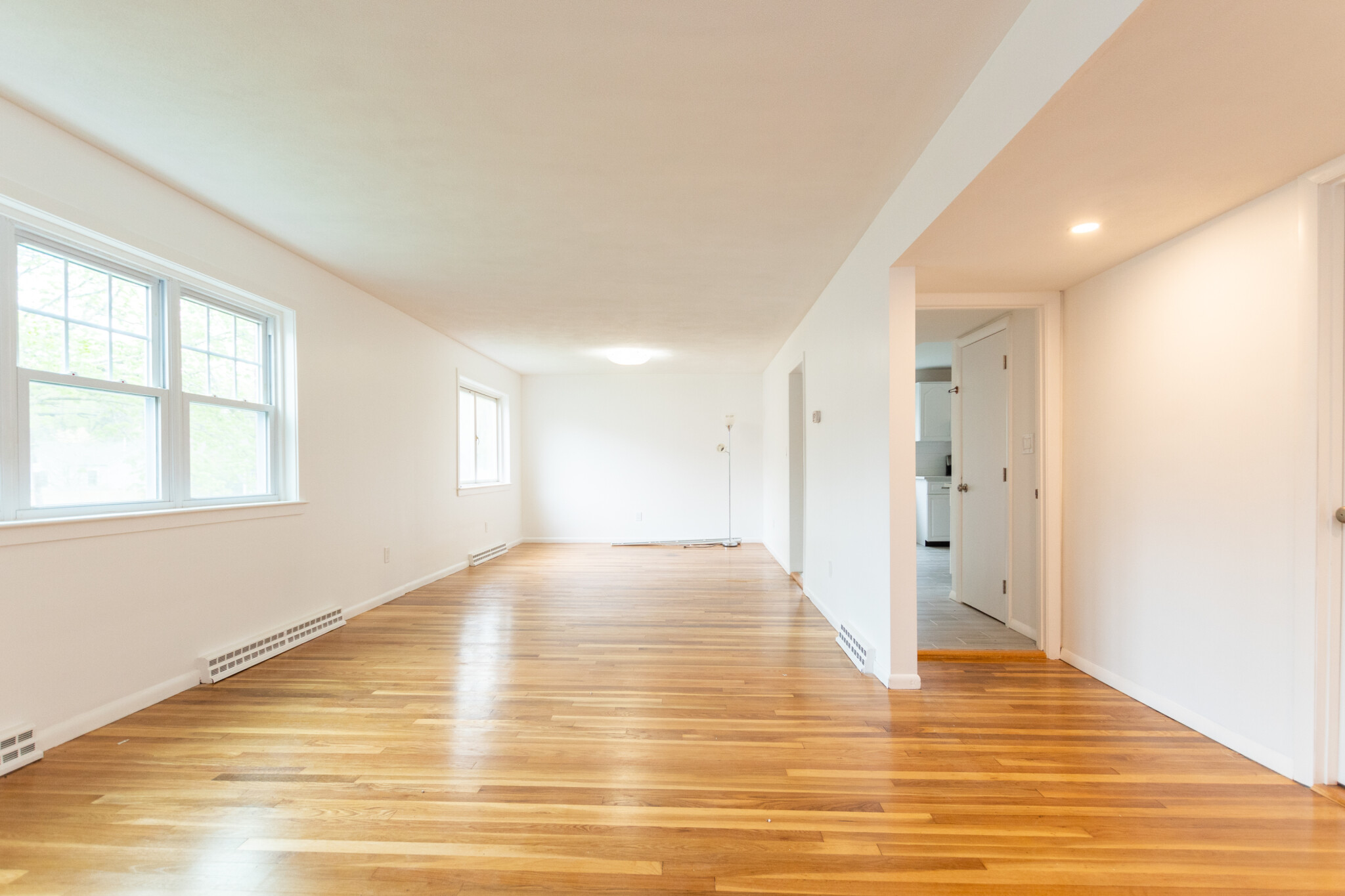 4 bed, 2 bath apartment for rent at 6 Kippy Dr Unit 6, Waban — photo 13 of 48